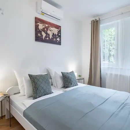Központi Teraszos Klímás Apartman * Hévíz