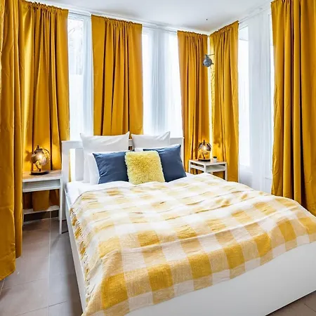 Központi Teraszos Klímás Apartman Apartamento Hévíz