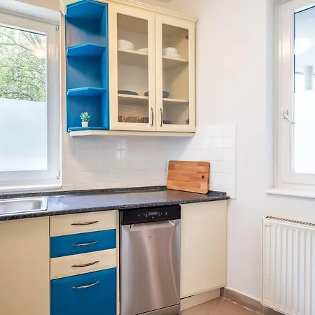 Központi Teraszos Klímás Apartman