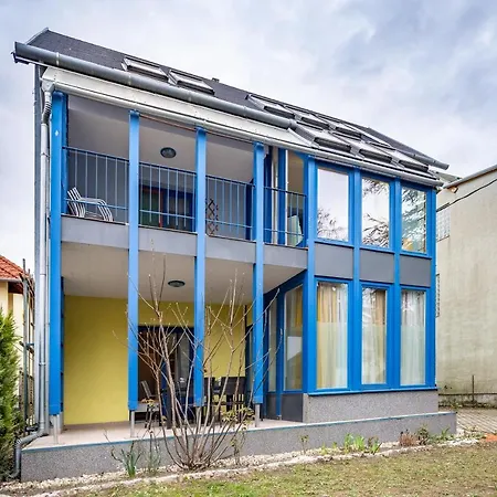 Központi Teraszos Klímás Apartman Hévíz