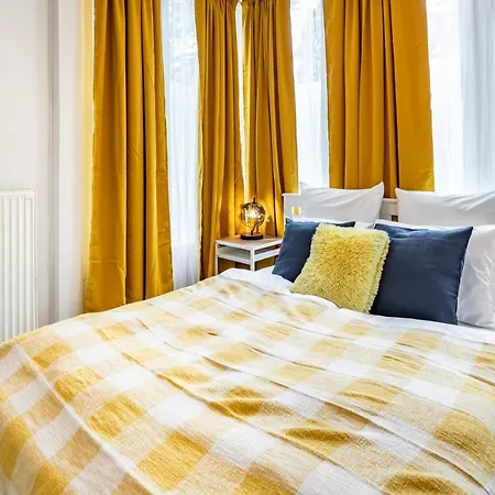 Központi Teraszos Klímás Apartman * Hévíz